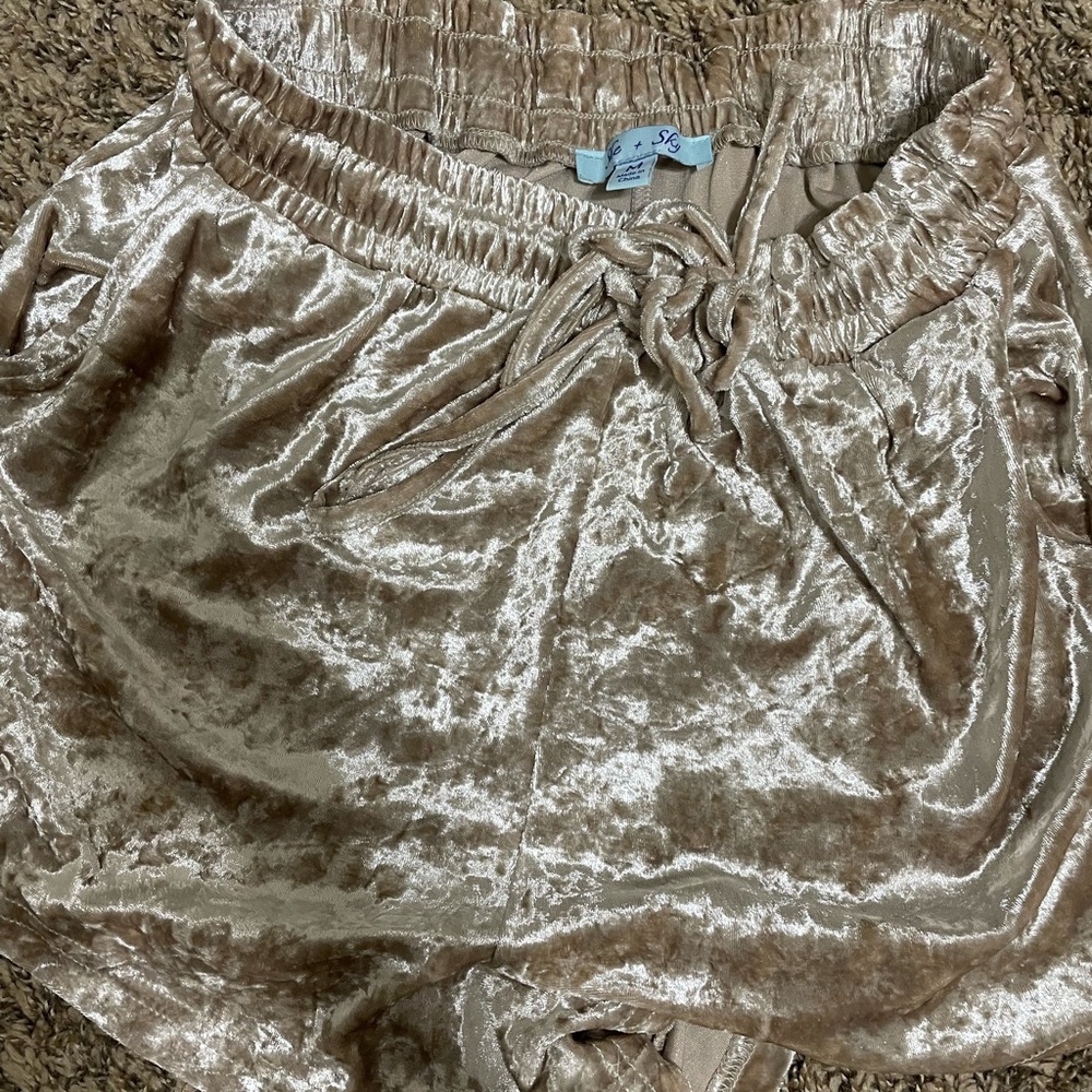 She+Sky Shorts